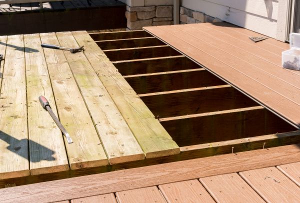 Cost of Deck Floor Replacement in Saint Peters